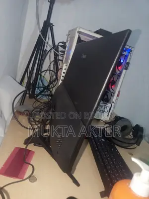 Computer monitor in fresh condition, like new
