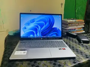 Laptop HP 15 8GB AMD Ryzen 5 SSD 512GB