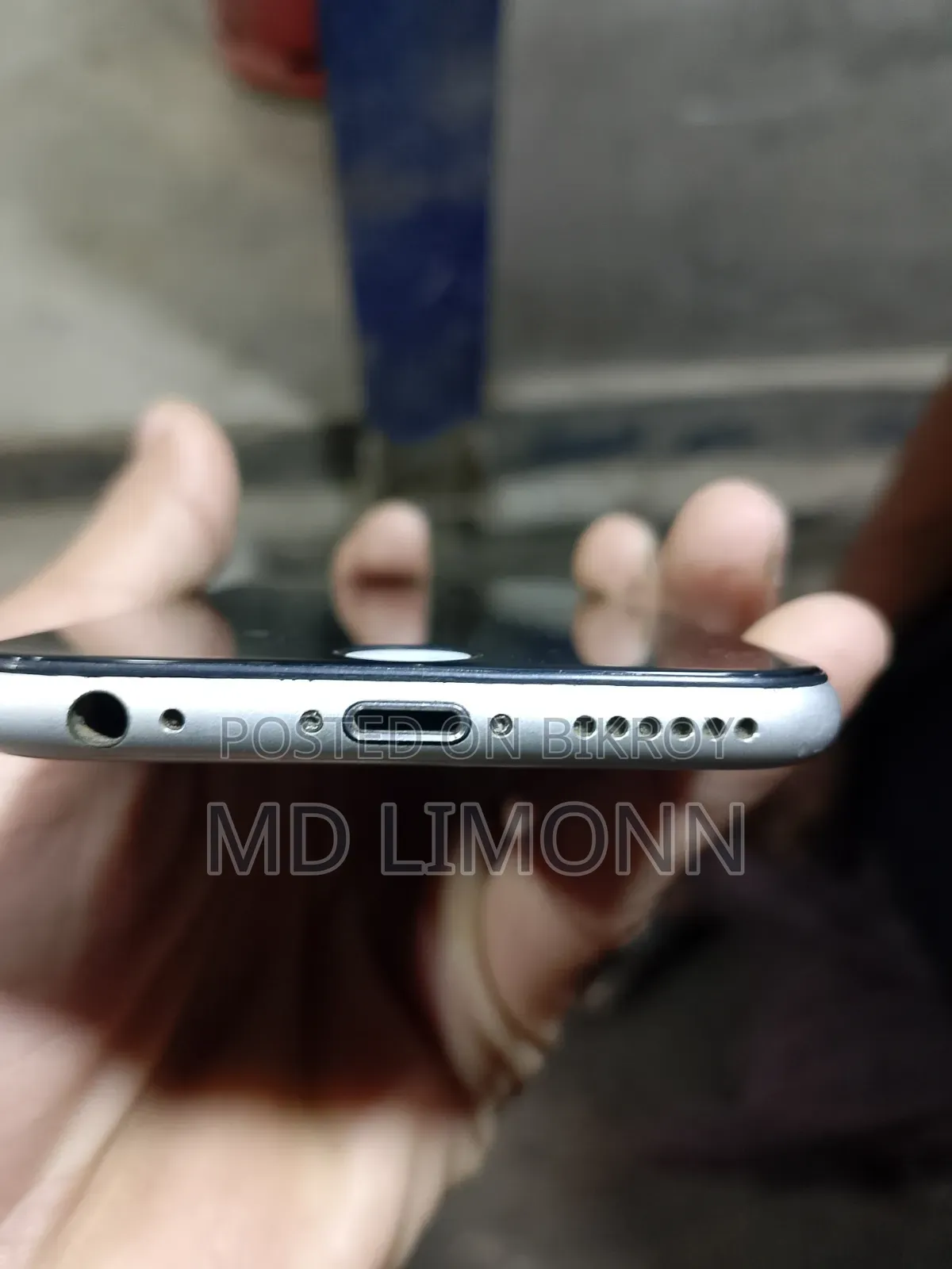 অ্যাপল আইফোন ৬এস ৩২ জিবি সাদা