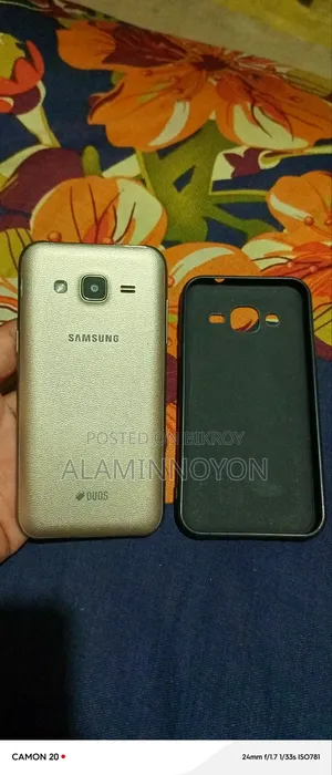 Samsung Galaxy J2 8 GB Gold