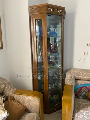 ড্রয়িং রুম/ডাইনিং রুম শেলফ