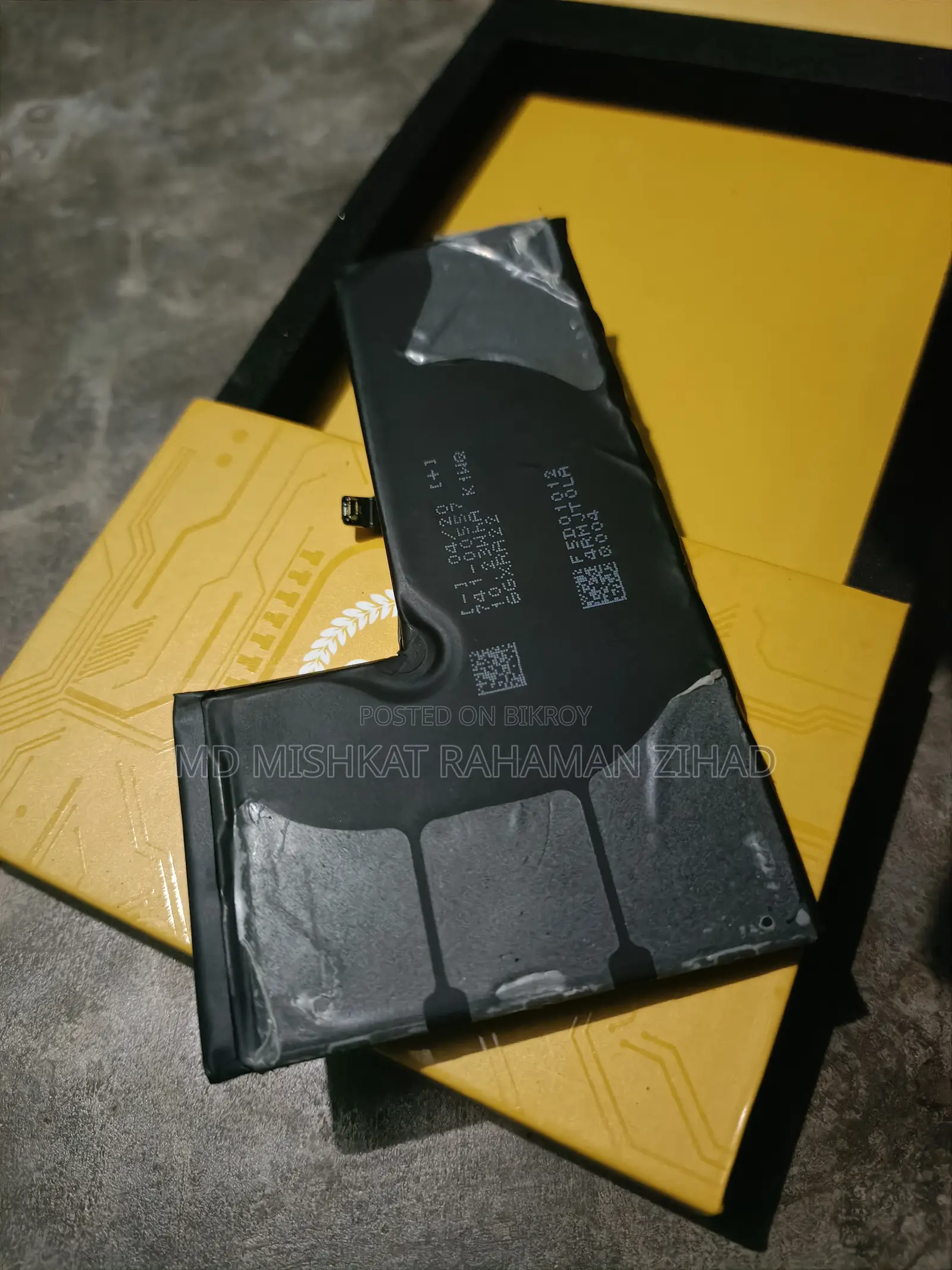 Apple iPhone Xs ব্যাটারি ১২৮জিবি কালো