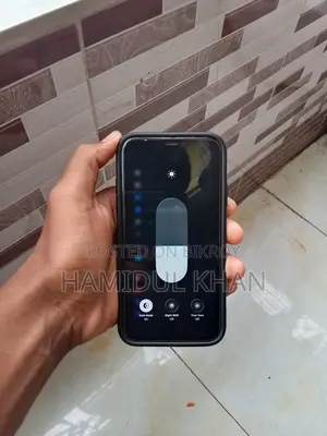 Apple iPhone 11 64 GB White