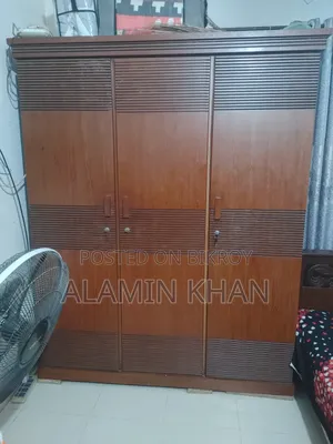 বাসা বাড়ির আসবাবপত্র
