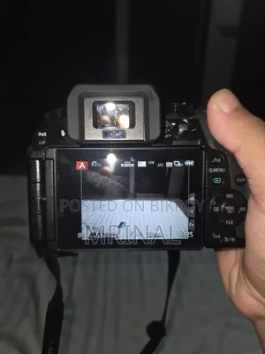 Lumix G7 (Body + 20mm Prime Lens)
