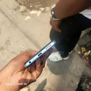 Vivo Y21 64 GB Blue