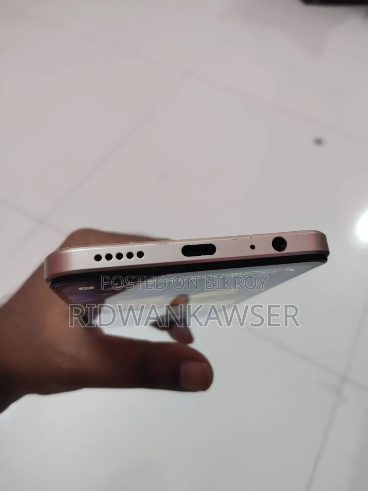 Vivo T2x (India) 128 GB Gold