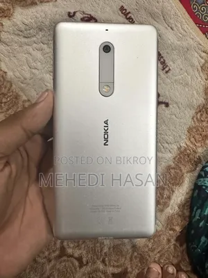 Nokia 16 GB White