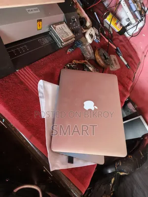 Laptop Apple MacBook 8GB Intel Core I5 SSD 256GB