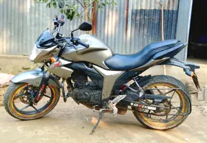 Suzuki Gixxer Monotone 2017 Silver