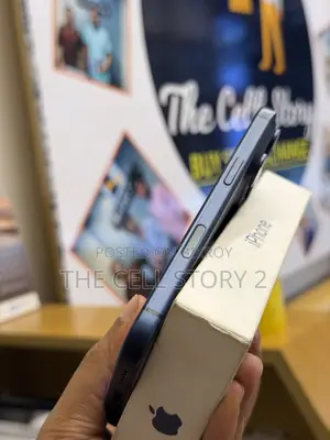 অ্যাপল আইফোন ১৭ প্রো ২৫৬ জিবি ব্লু