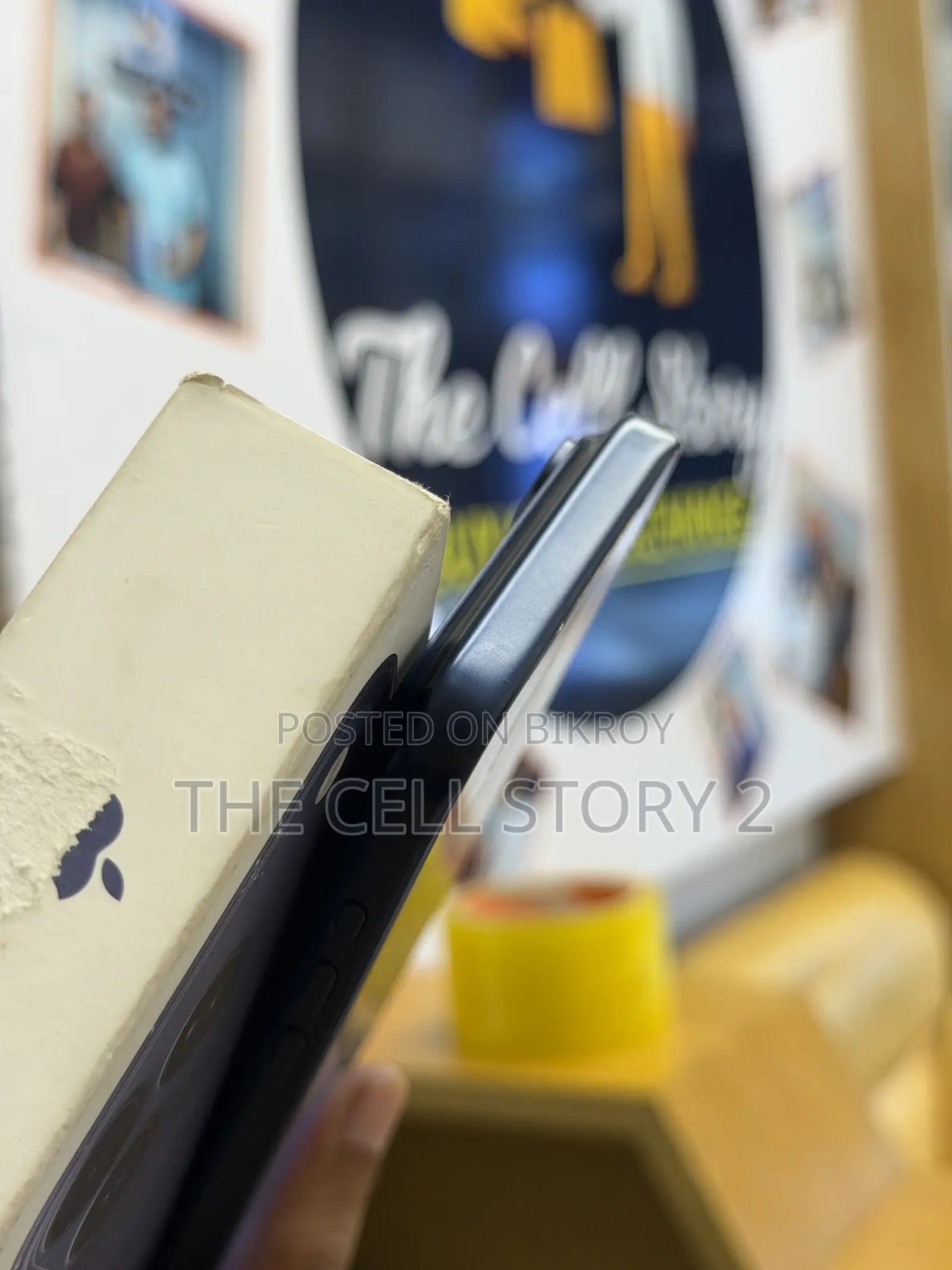 অ্যাপল আইফোন ১৭ প্রো ২৫৬ জিবি ব্লু
