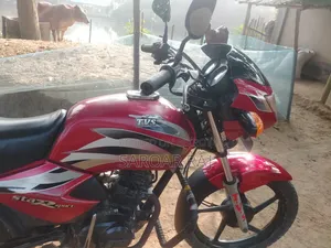 TVS 2014 লাল