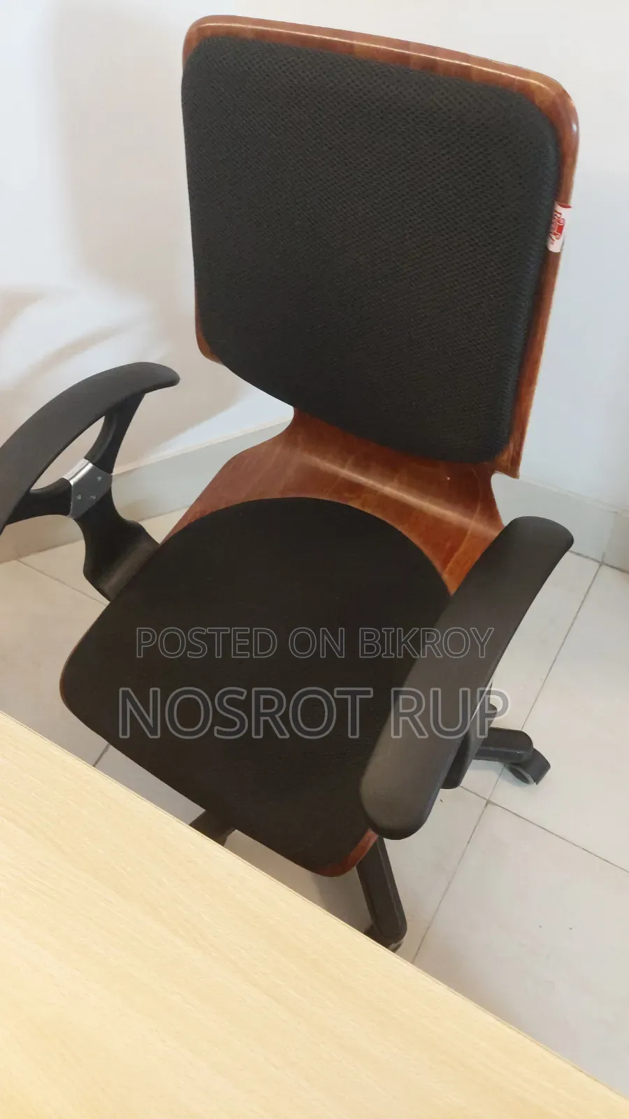 4 Regal tables and 6 chairs for sale.