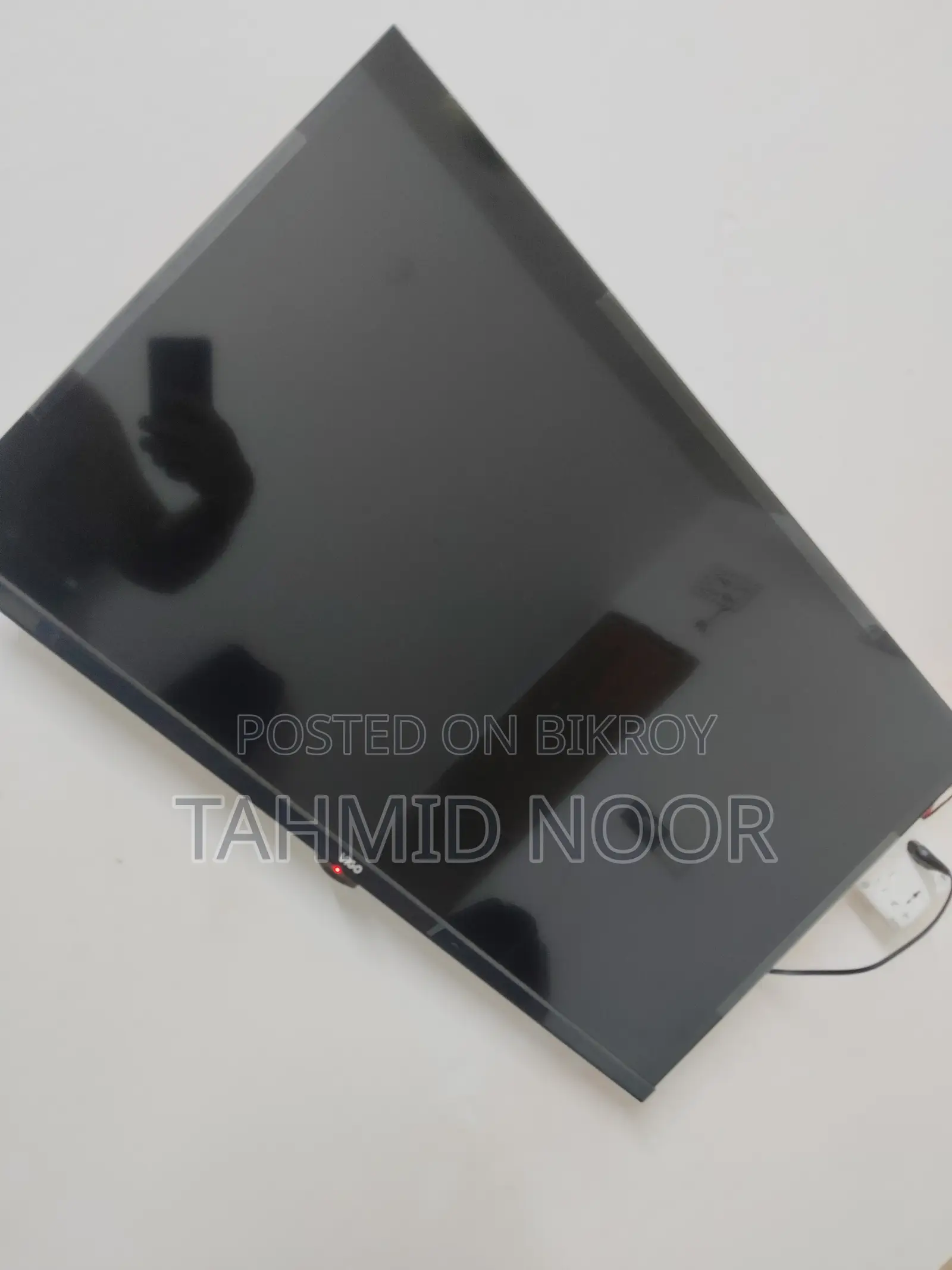 Vigo 32 Inchi Voice Control Smart Tv