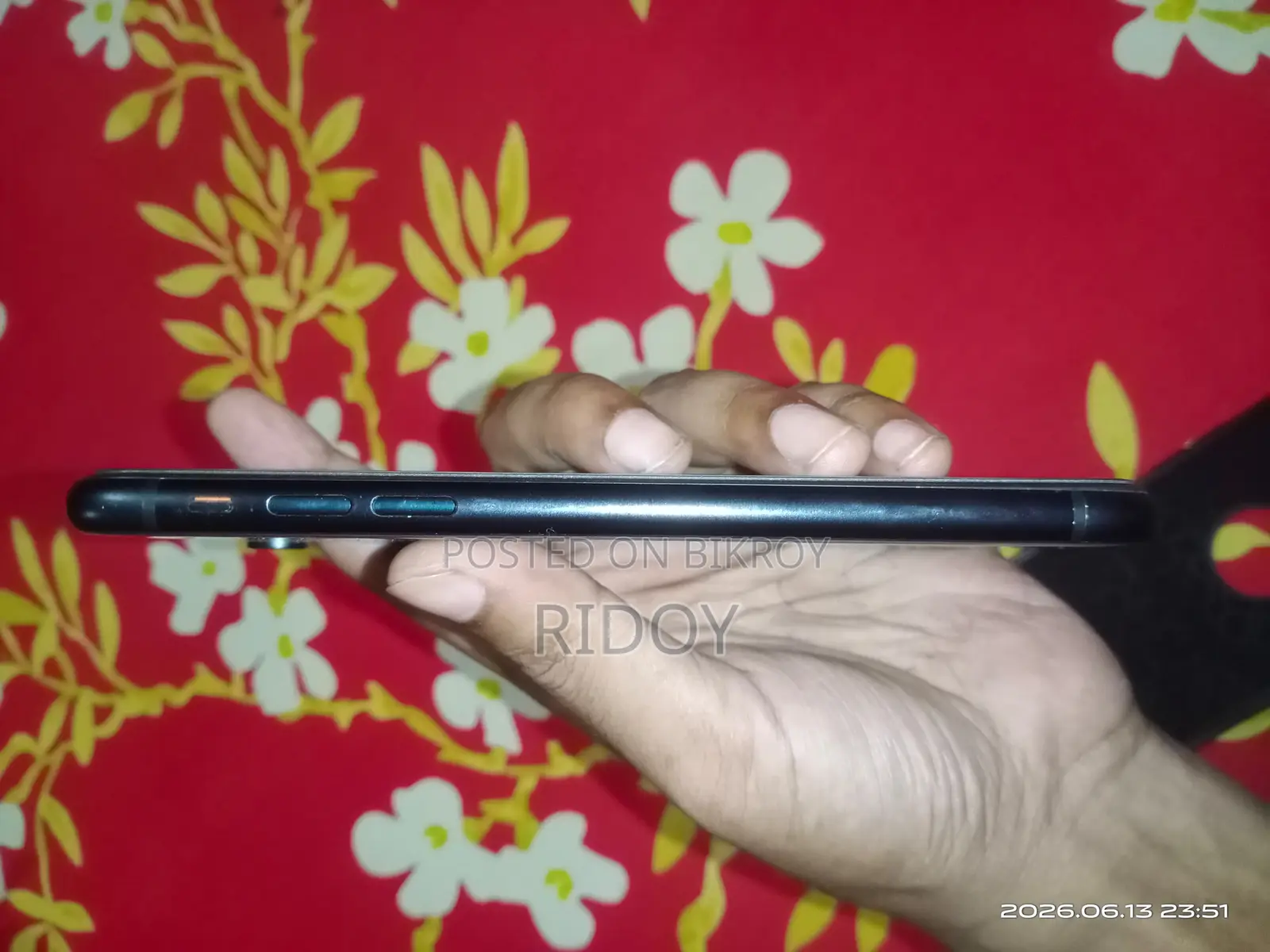 অ্যাপল আইফোন এক্সআর ৬৪ জিবি ব্ল্যাক
