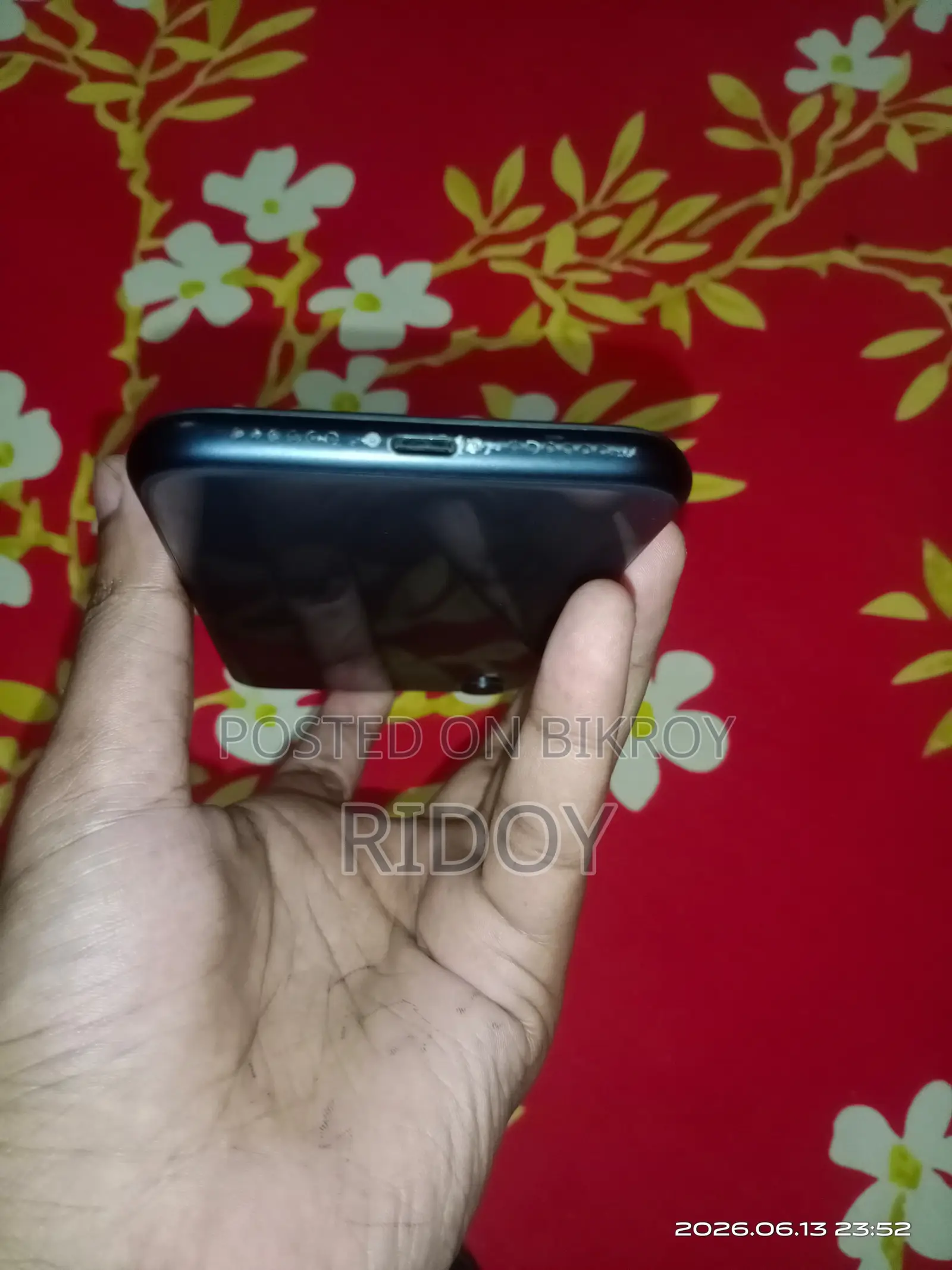 অ্যাপল আইফোন এক্সআর ৬৪ জিবি ব্ল্যাক