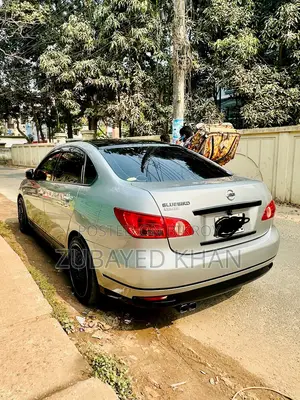 নিসান ব্লুবার্ড সিলফি ২০০৬ সিলভার