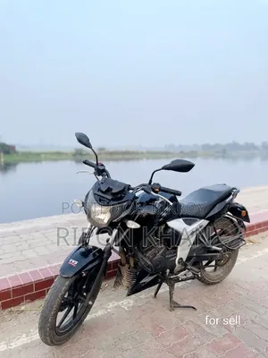 টিভিএস অ্যাপাচি ১৬০ ৪ভি ২০১৯ কালো