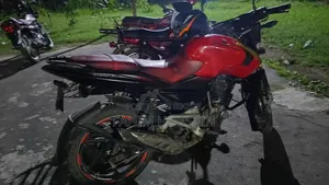 Bajaj Pulsar 135 LS 2016 Red