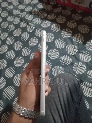Apple iPhone 8 Plus 64 GB White