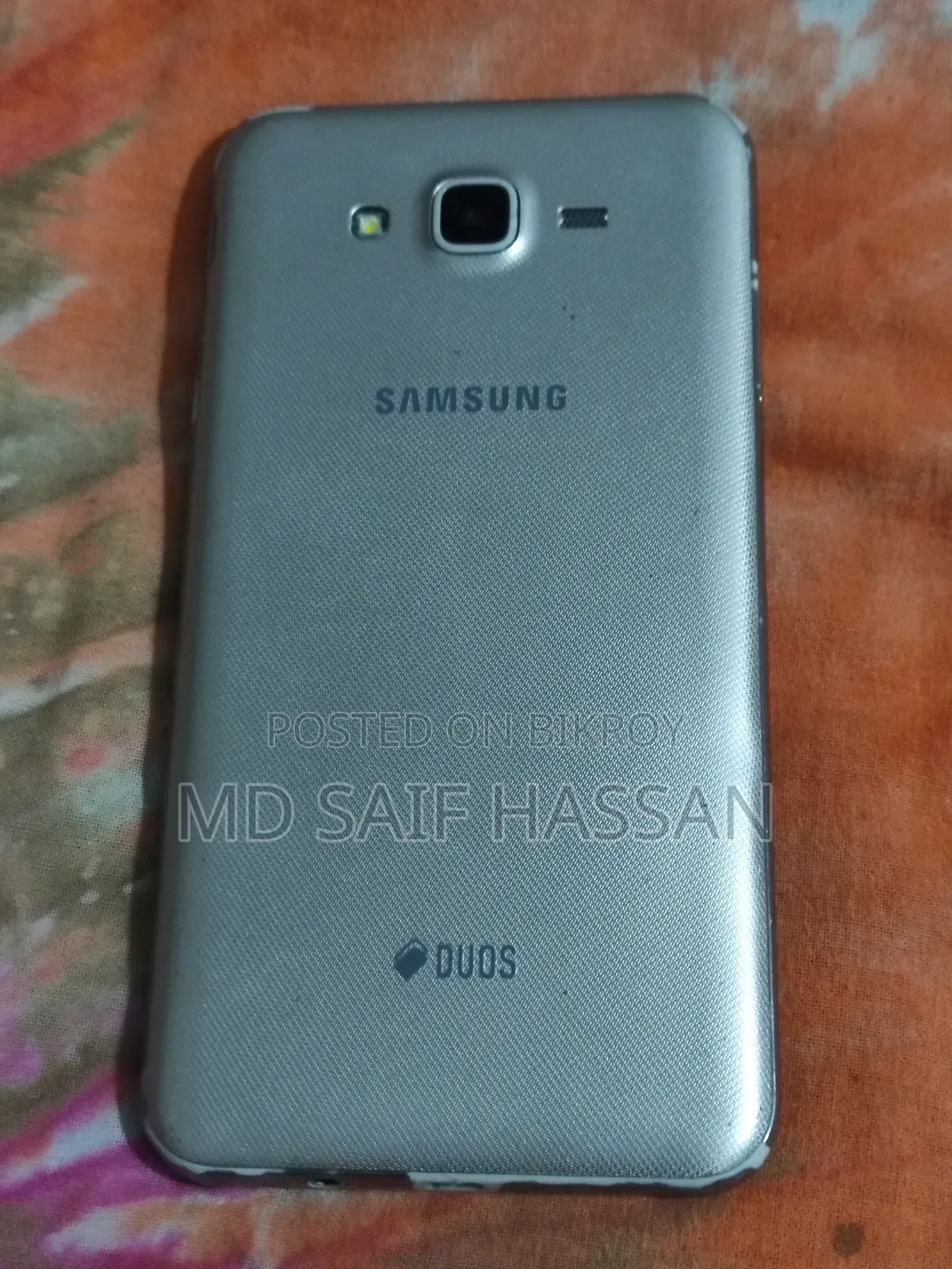 New Samsung Galaxy J7 16 GB Gold