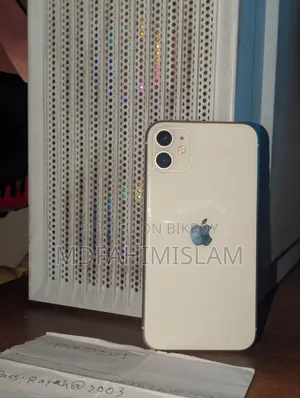 Apple iPhone 11 64 GB White