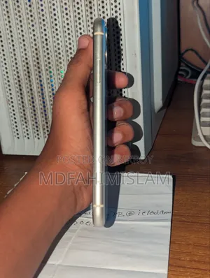 Apple iPhone 11 64 GB White