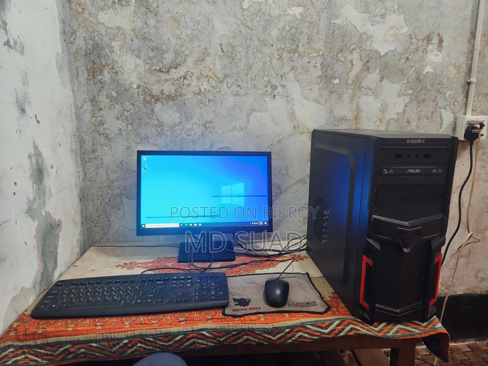 Desktop Computer 4GB Intel Core i5 SSD 128GB