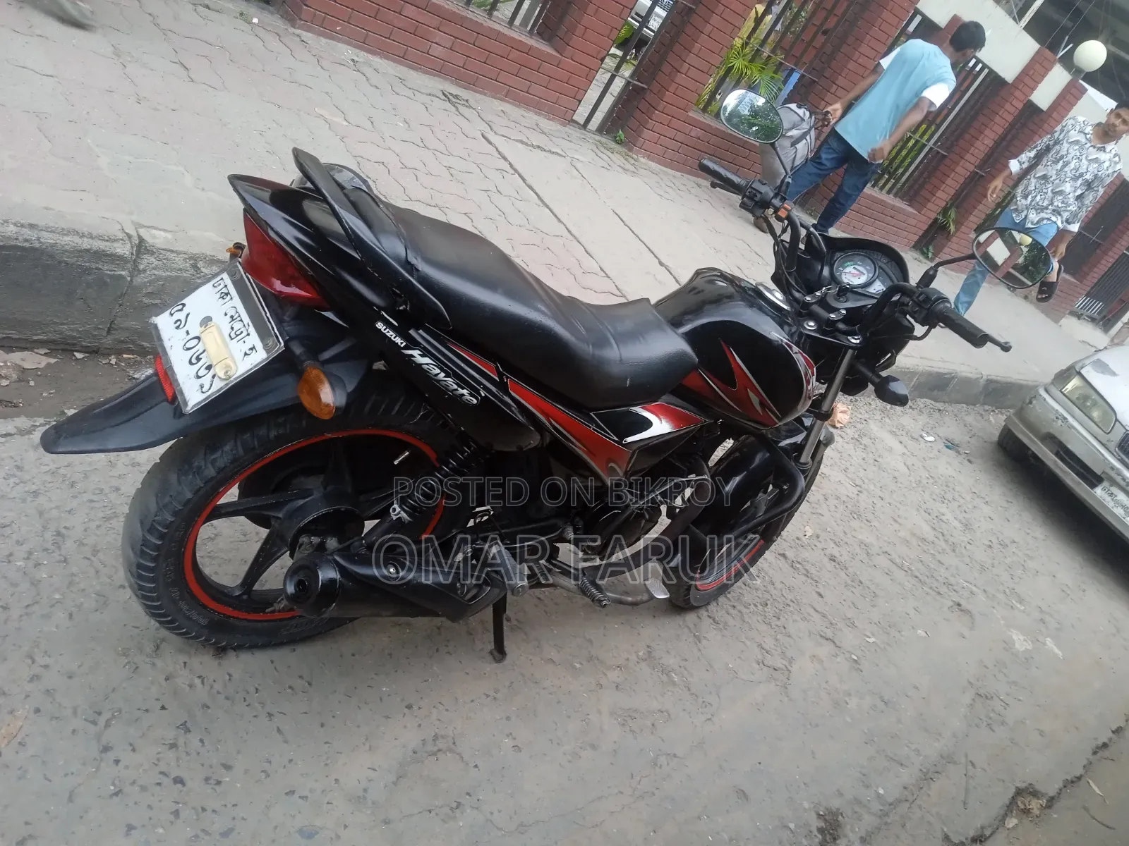 সুজুকি হায়াতে ২০১৯ কালো