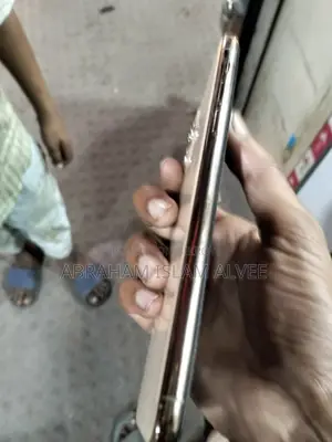অ্যাপল আইফোন ১১ প্রো ম্যাক্স ২৫৬ জিবি গোল্ড