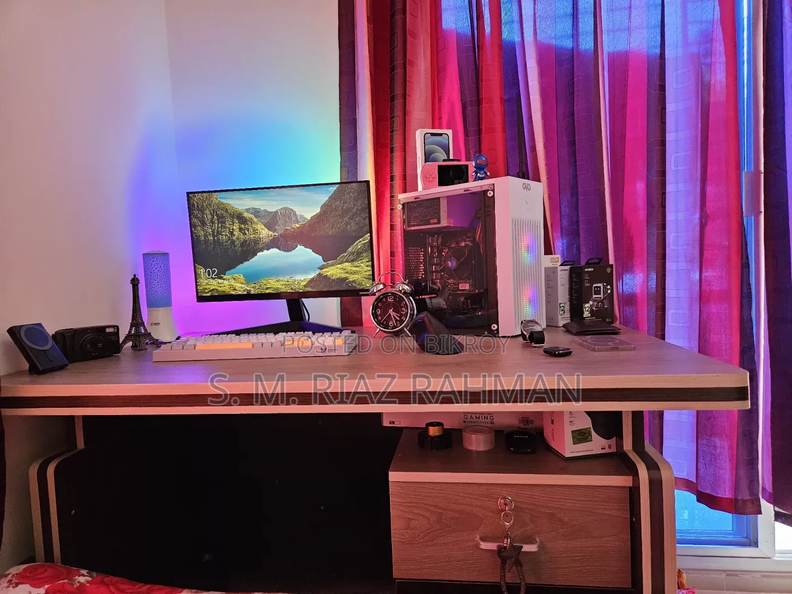 Desk Table