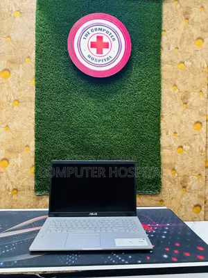 ল্যাপটপ আসুস ভিভোবুক এক্স৫৪০এসএ ৪জিবি ইন্টেল কোর আই৩ এইচডিডি+এসএসডি ১টিবি