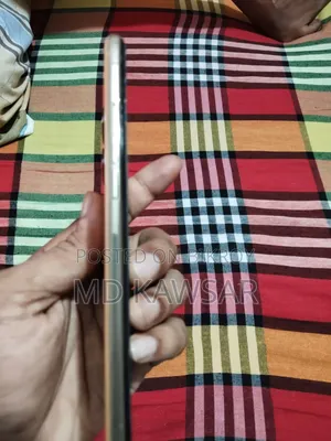 Oppo Reno8 T 128 GB Yellow