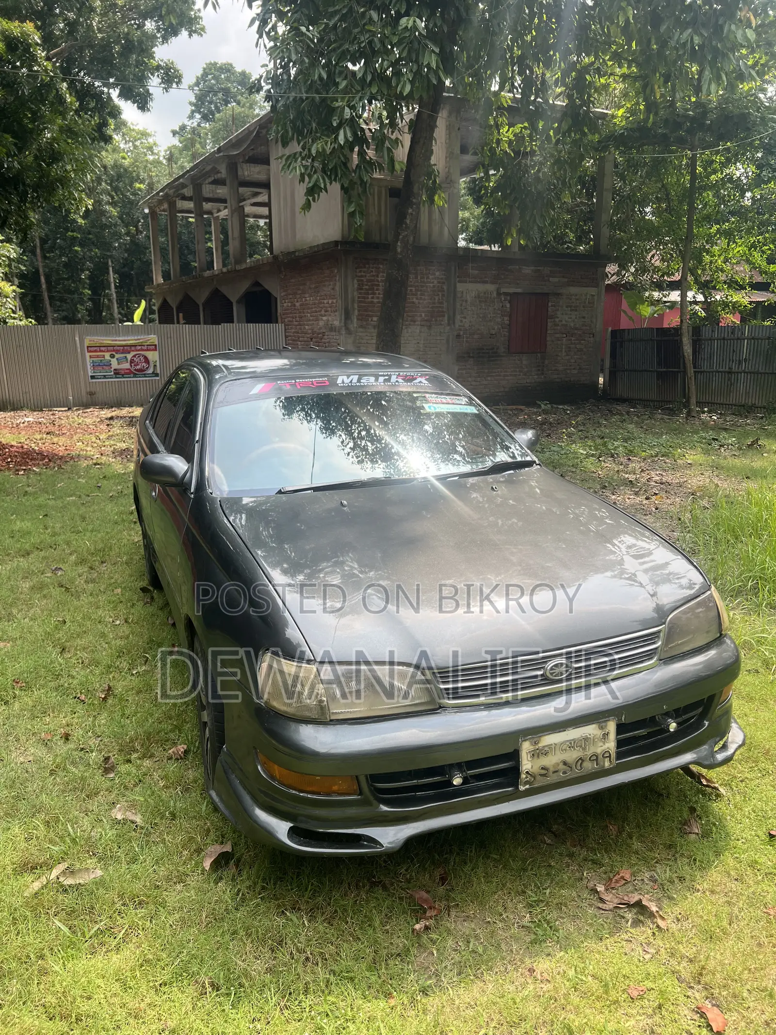 টয়োটা করোনা ১৯৯৭ ধূসর