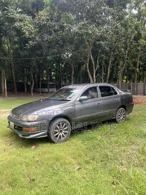 টয়োটা করোনা ১৯৯৭ ধূসর