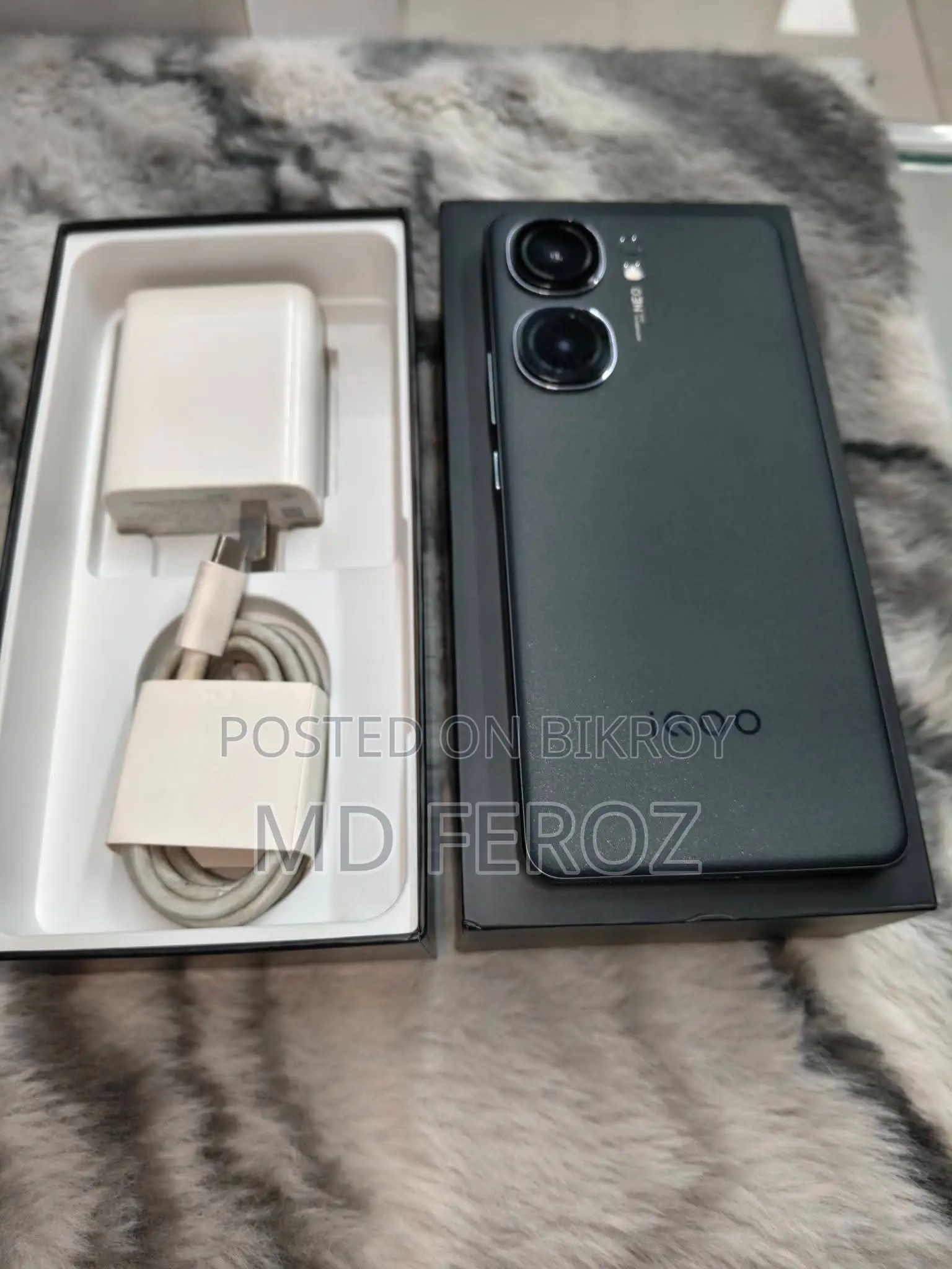 iQOO 256 GB Black