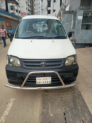 Toyota Noah 2006 White