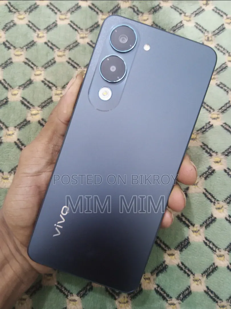 Vivo Y04 128 GB Purple