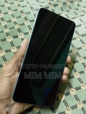 Vivo Y04 128 GB Purple