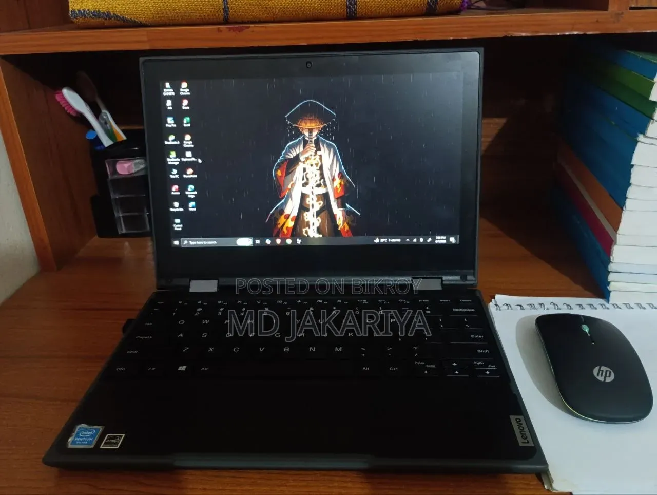 Laptop Lenovo 300e 8GB Intel Pentium SSD 128GB