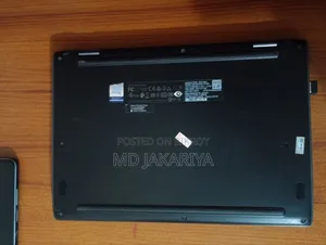 Laptop Lenovo 300e 8GB Intel Pentium SSD 128GB