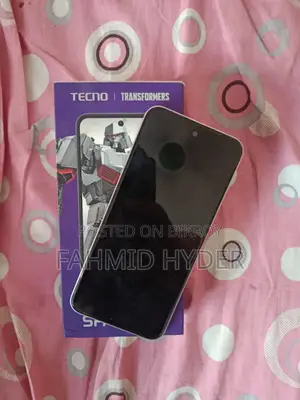 Tecno Spark 30C 128 GB Silver