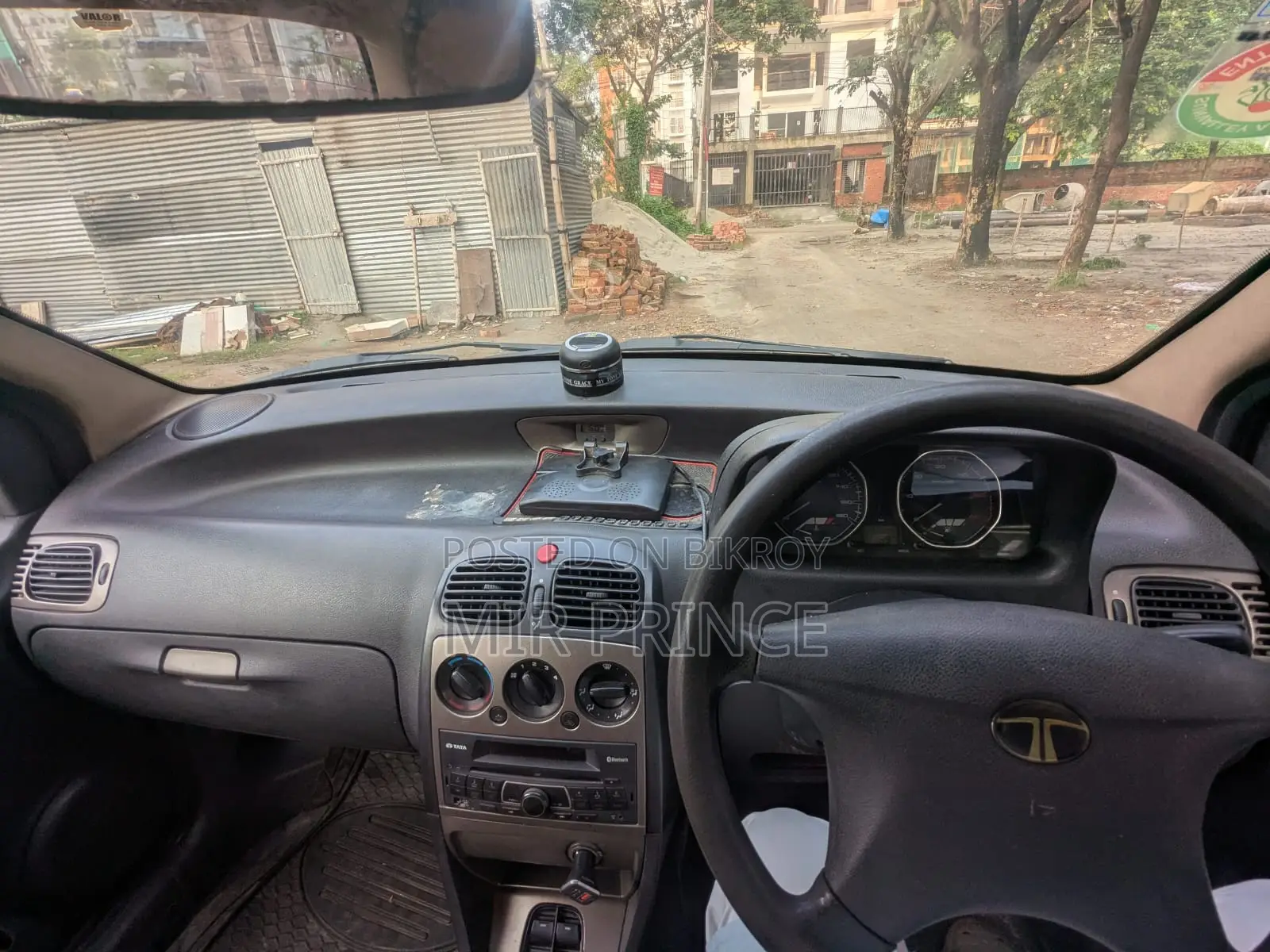 Tata Indigo 2015 Maroon