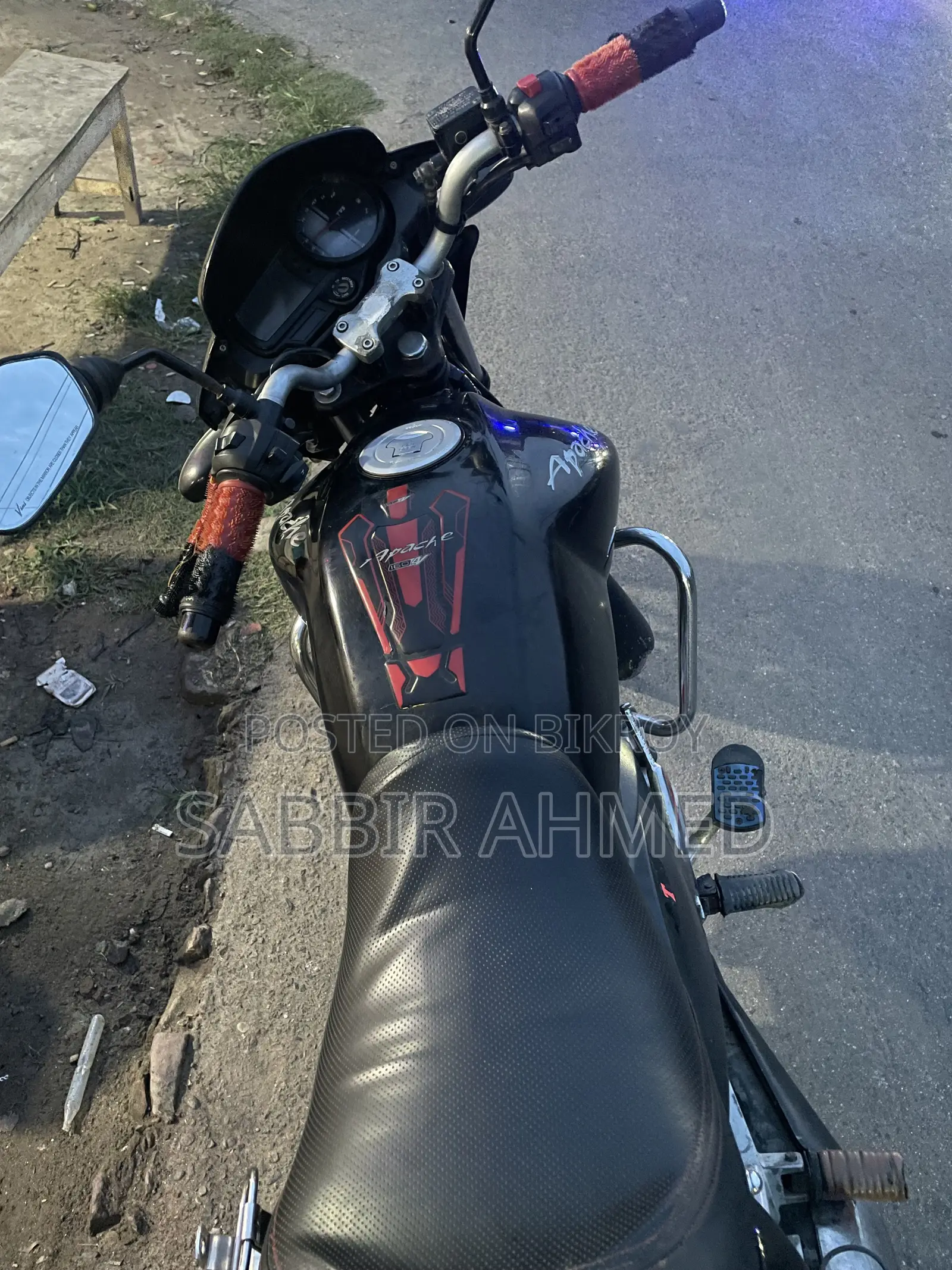 TVS 2010 Black