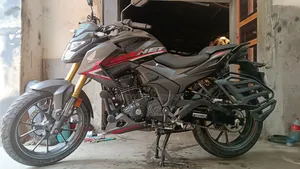 Honda Hornet 2025 Black