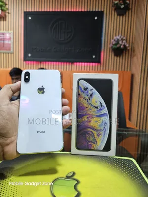 Apple iPhone XS Max 64 GB White