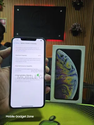 Apple iPhone XS Max 64 GB White