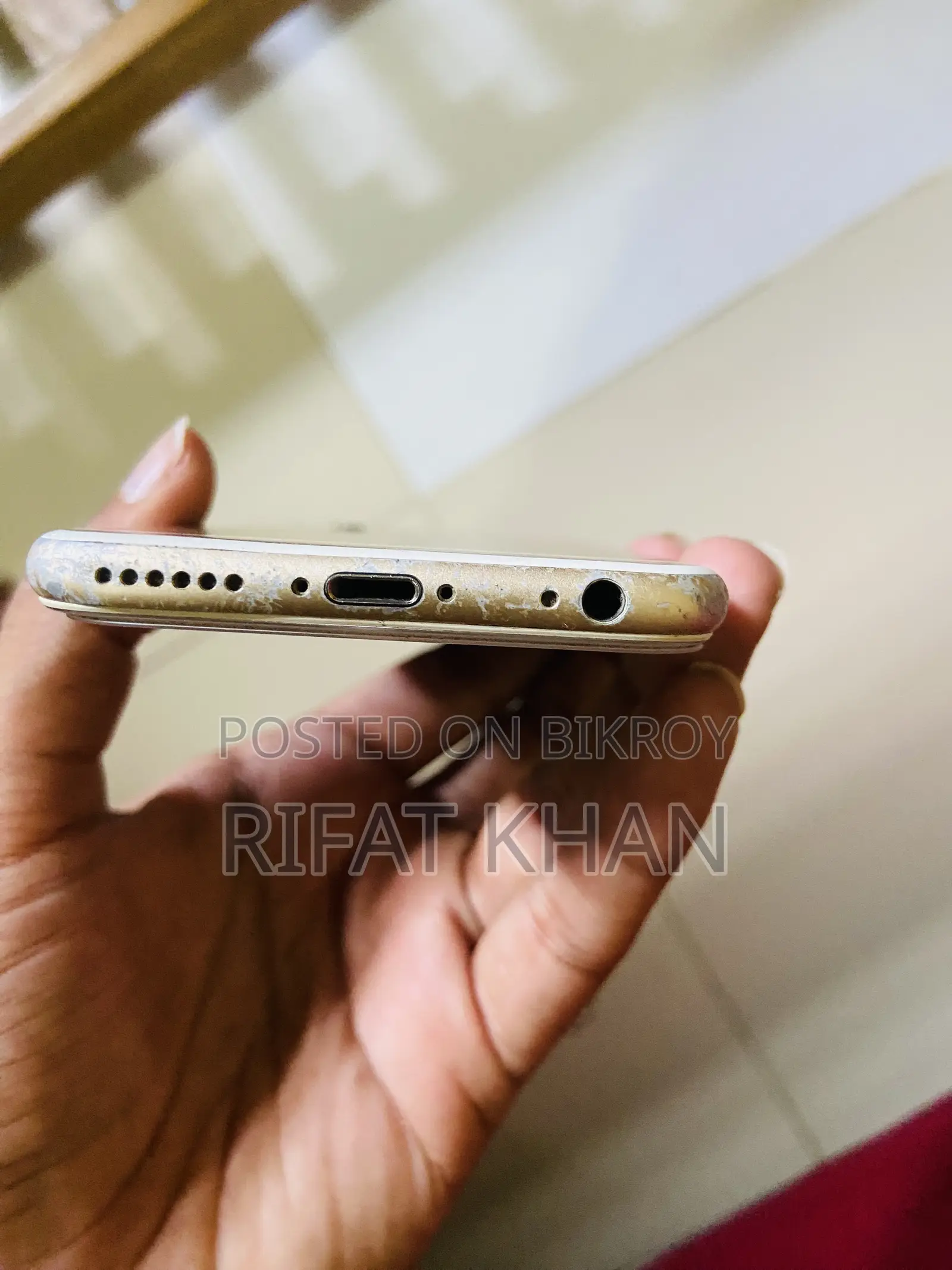 Apple iPhone 6s 64 GB Gold