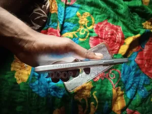 Oppo A5X 128 GB Silver